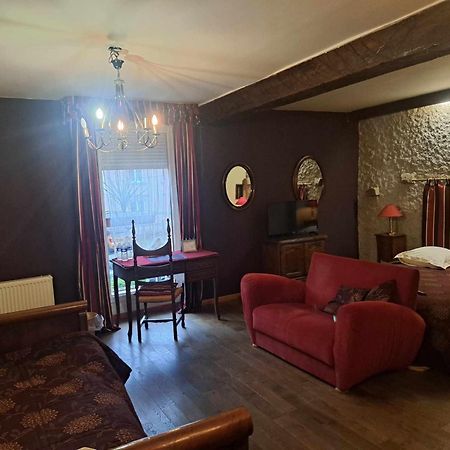 Chambres D'Hotes Les Hirondelles Gaubiving Esterno foto